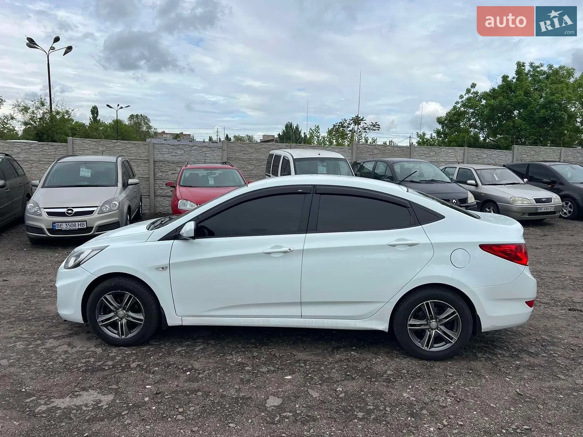 2011 Hyundai Accent - мініатюра 13