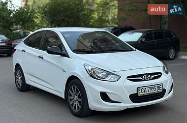 Седан Hyundai Accent 2012 в Києві