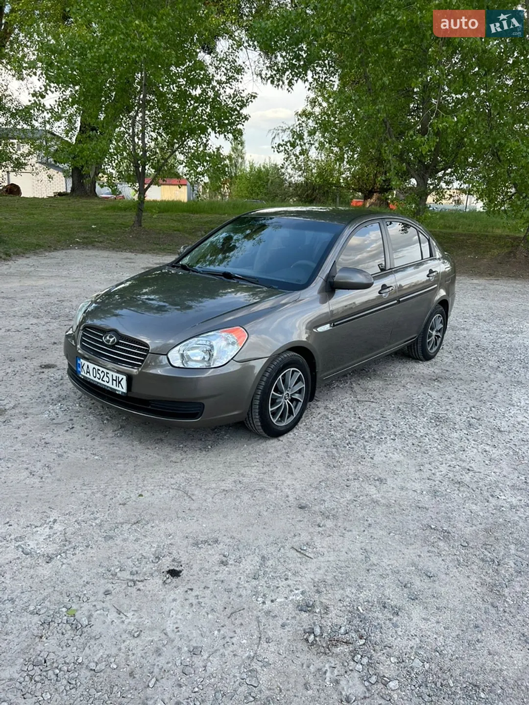 2010 Hyundai Accent - мініатюра 2
