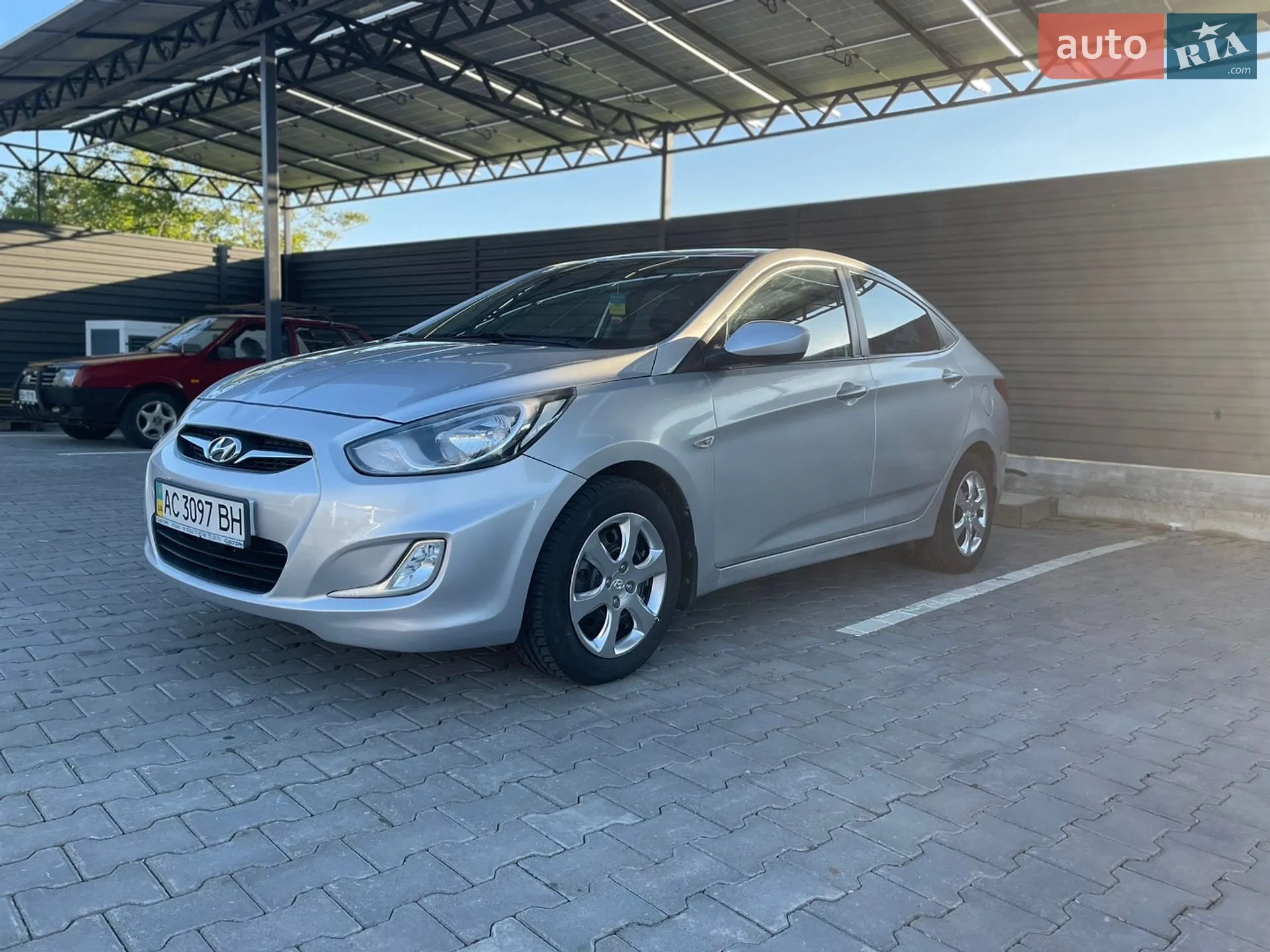 2013 Hyundai Accent - мініатюра 6