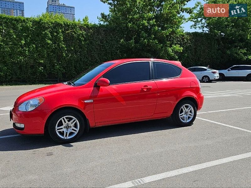 Хэтчбек Hyundai Accent 2008 в Киеве