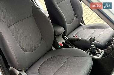 Седан Hyundai Accent 2011 в Житомире фото 55 Седан Hyundai Accent 2011 в Житомире