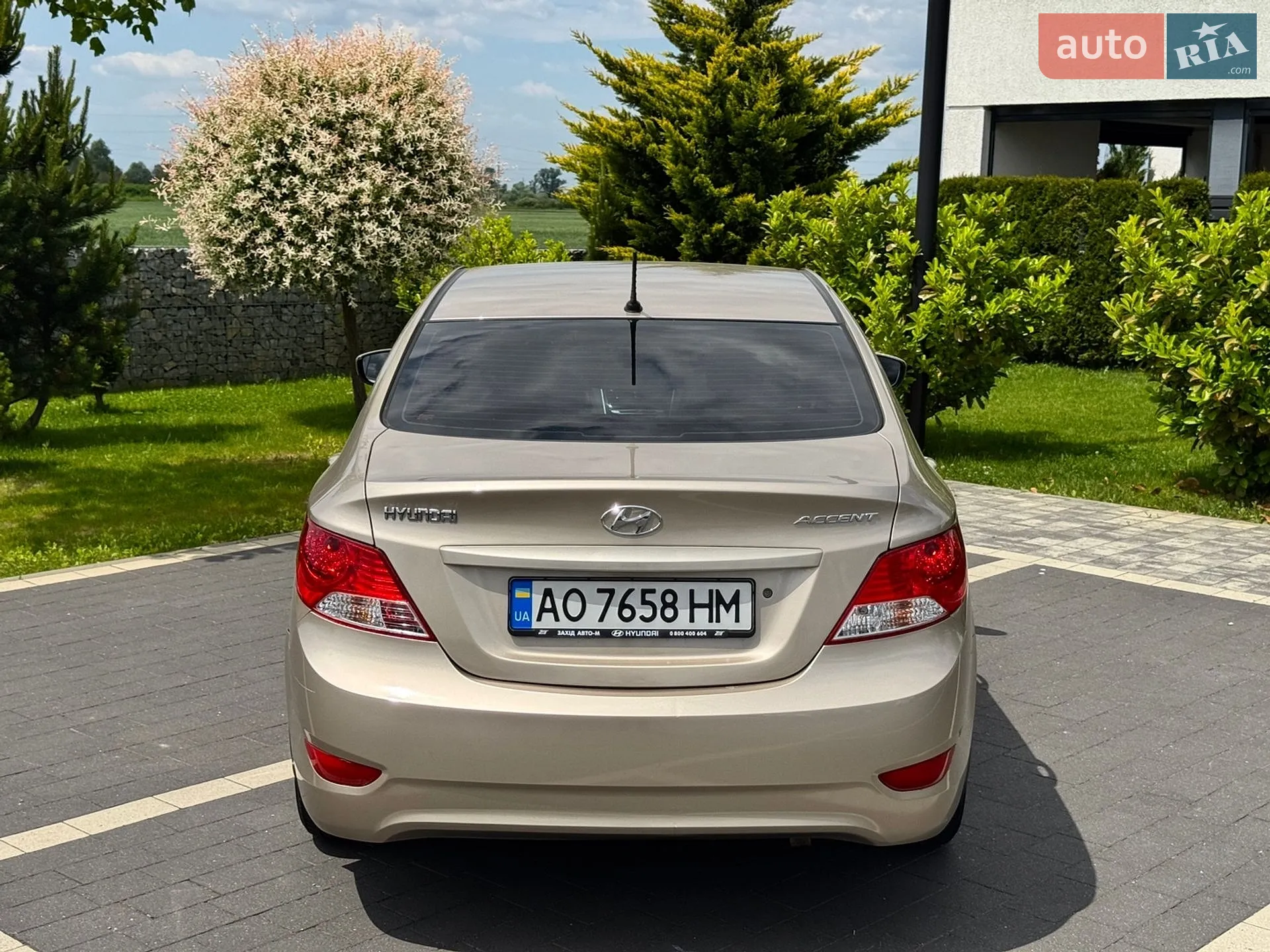 2012 Hyundai Accent - мініатюра 11