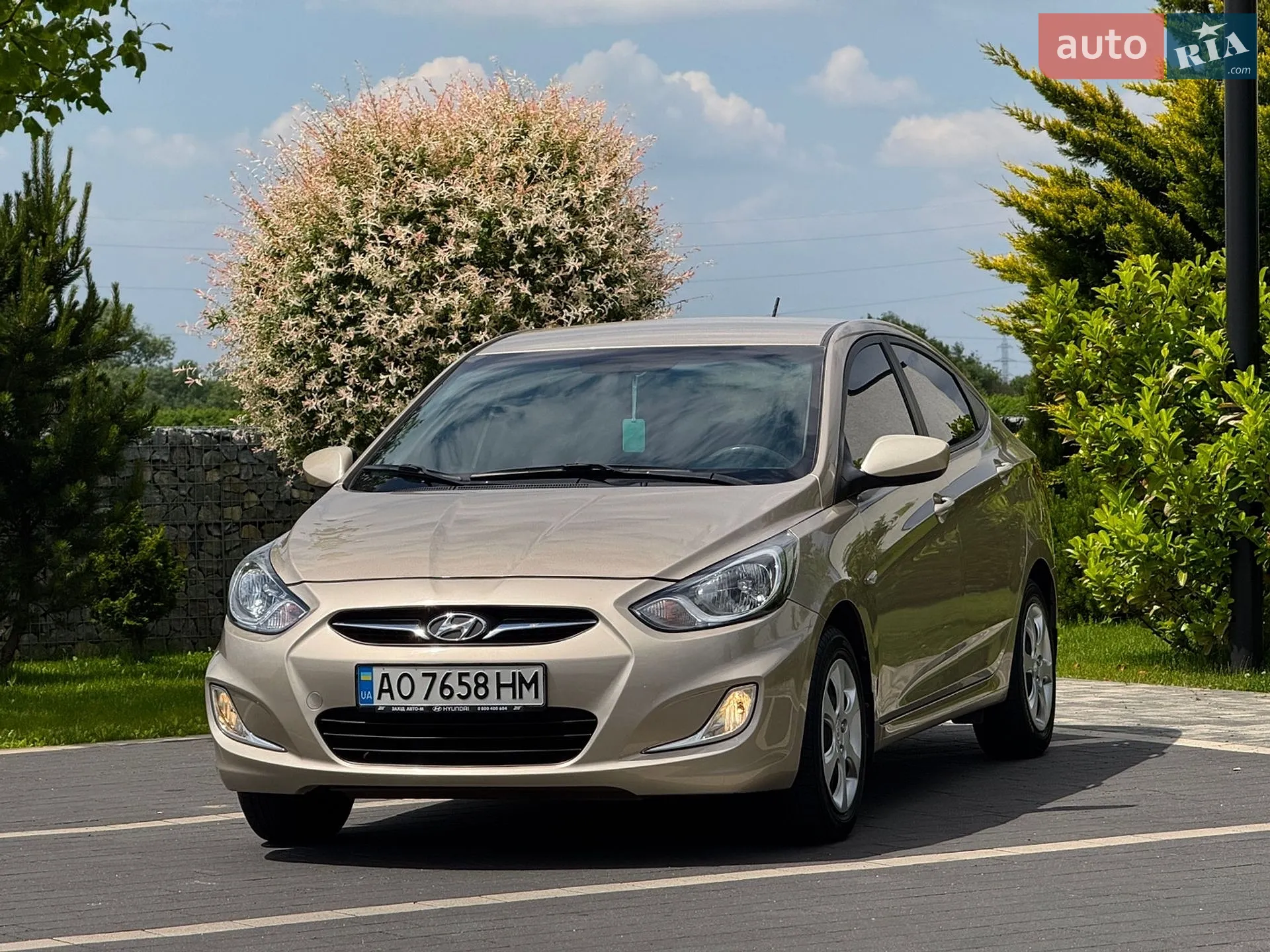 2012 Hyundai Accent - мініатюра 16