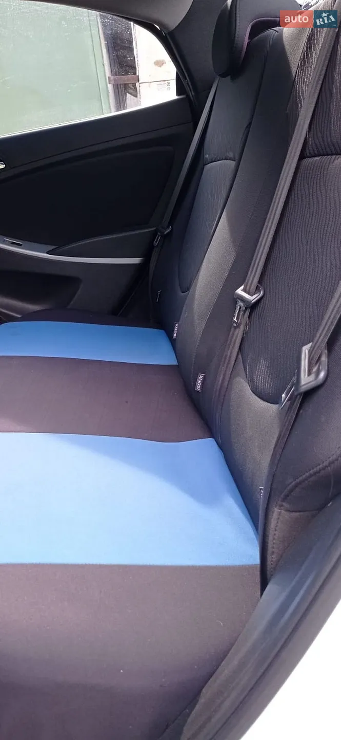 2012 Hyundai Accent - мініатюра 15