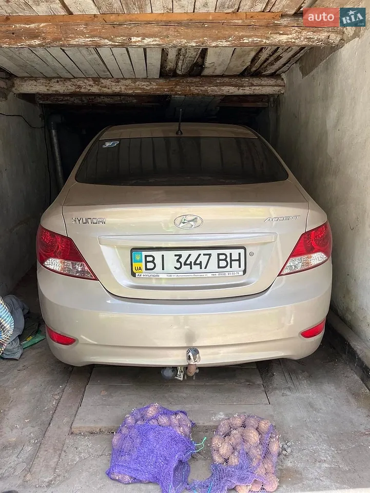 2011 Hyundai Accent - мініатюра 4