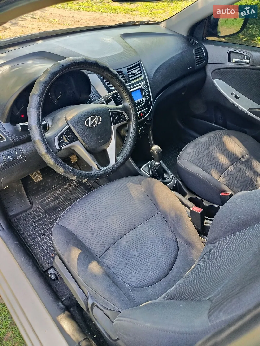 2011 Hyundai Accent - мініатюра 6