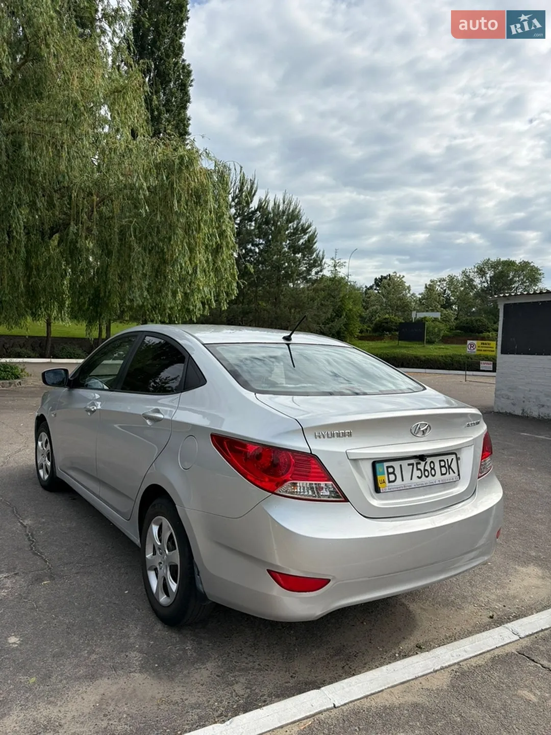 2011 Hyundai Accent - мініатюра 4