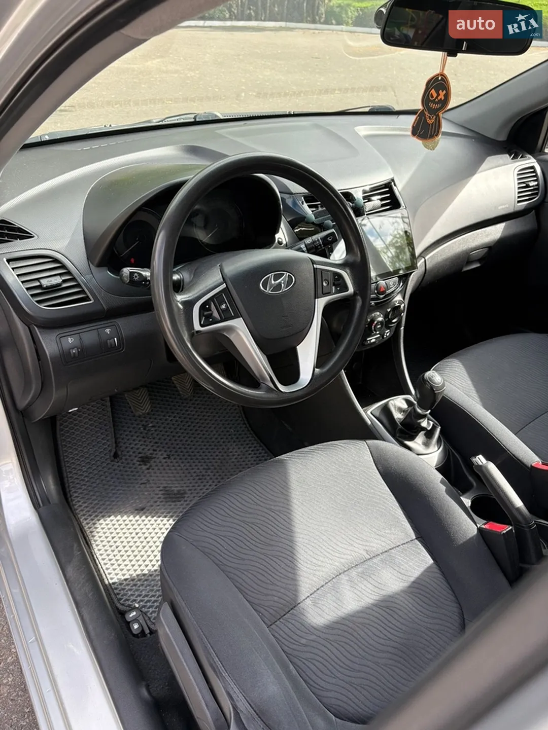 2011 Hyundai Accent - мініатюра 14