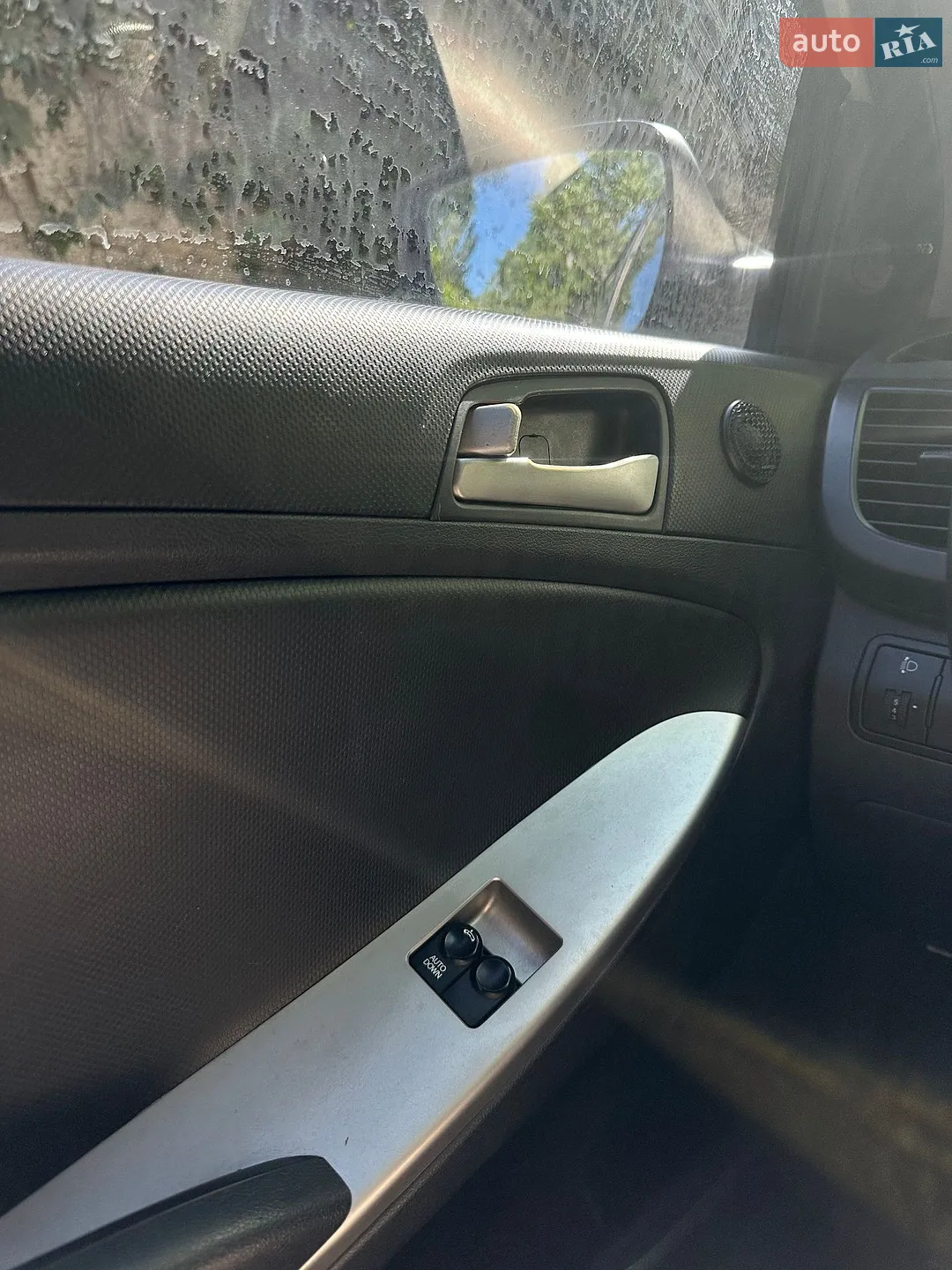 2011 Hyundai Accent - мініатюра 14