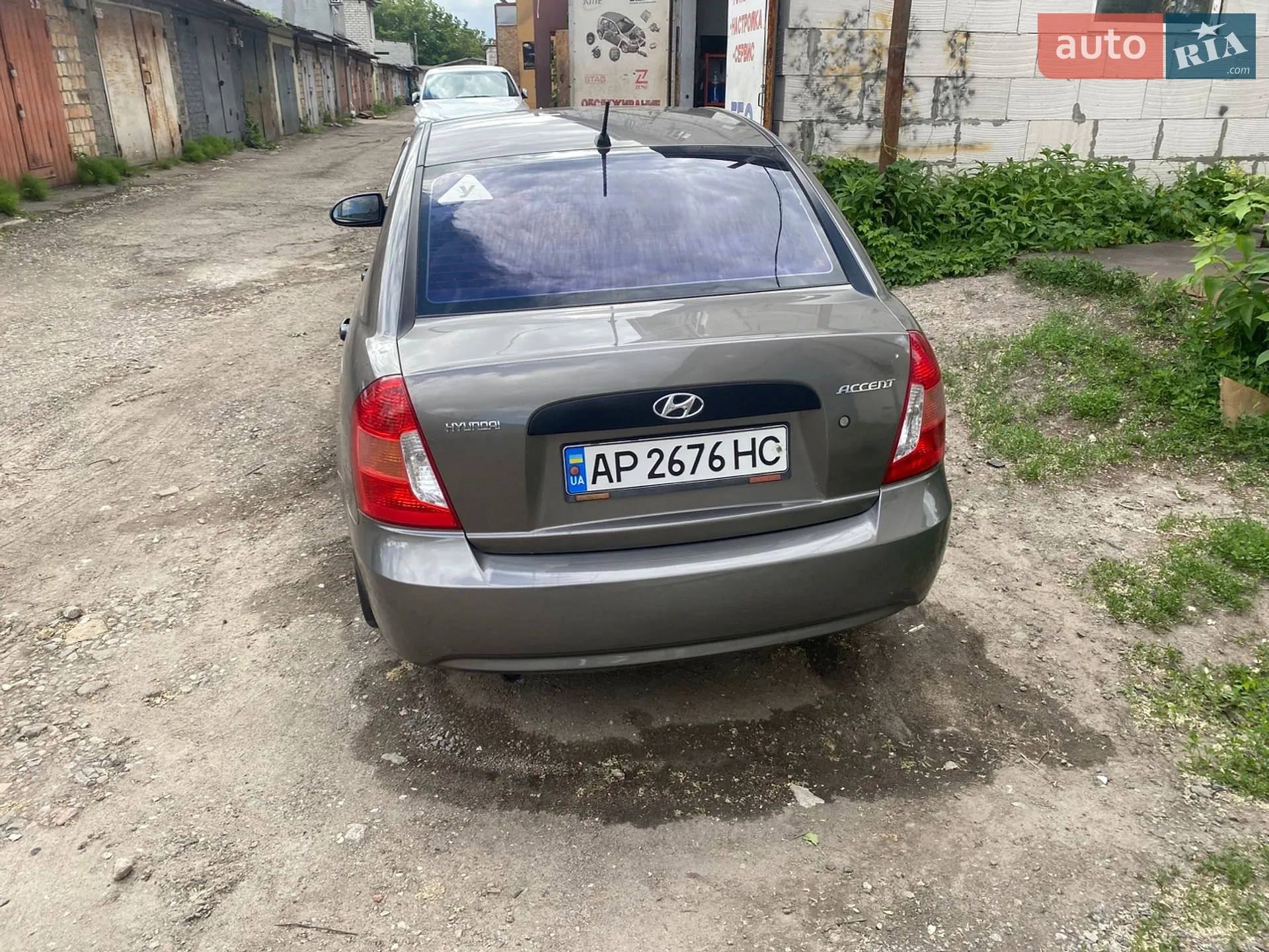 2010 Hyundai Accent - мініатюра 4