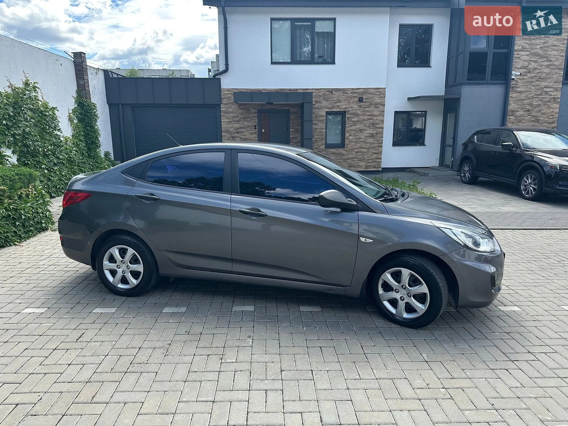 2013 Hyundai Accent - мініатюра 8