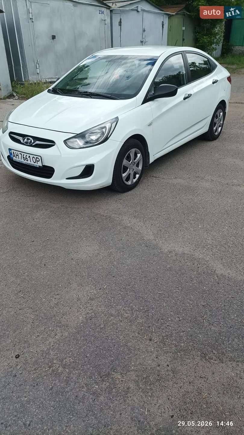 2012 Hyundai Accent - мініатюра 4