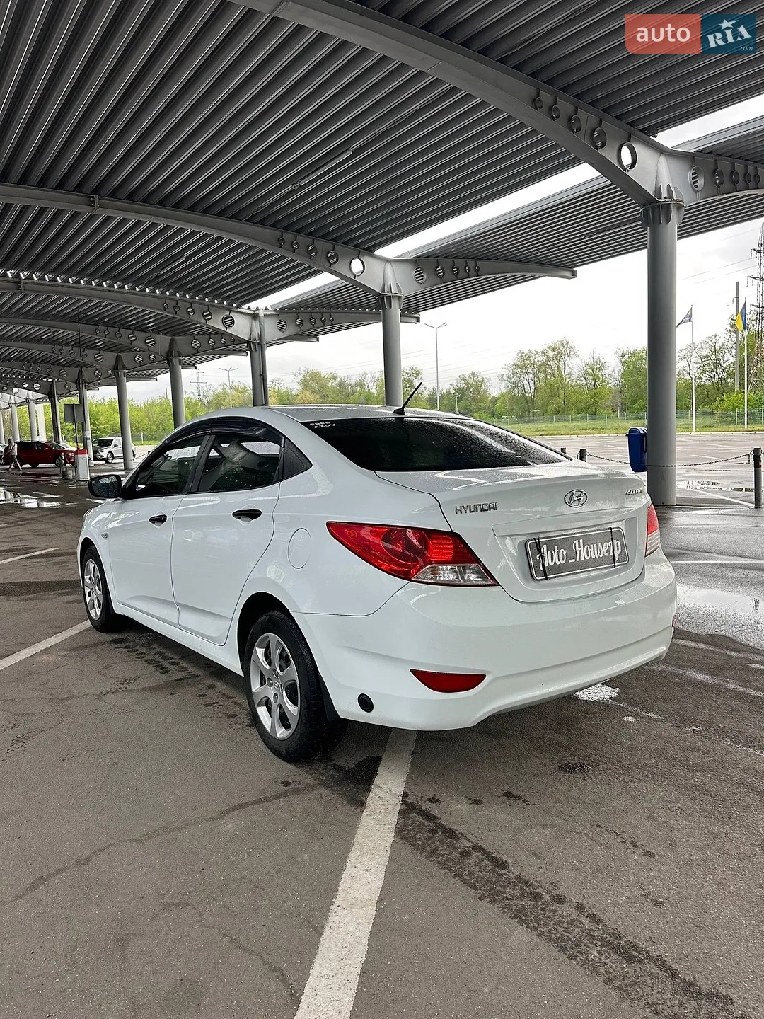 2011 Hyundai Accent - мініатюра 5