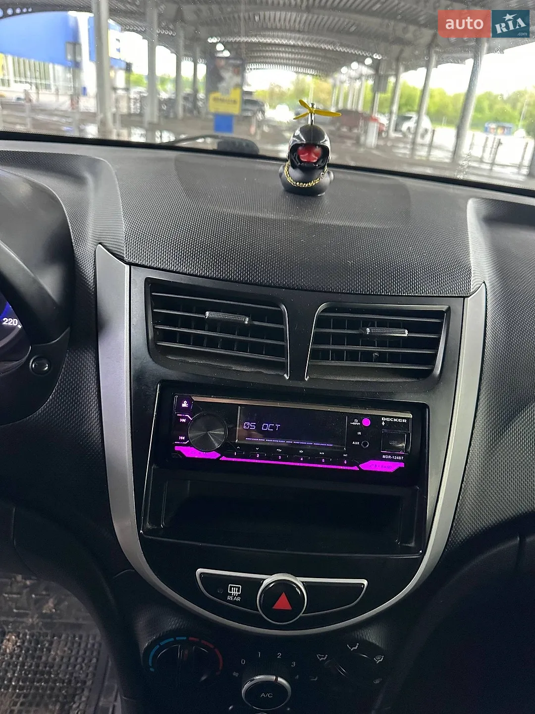 2011 Hyundai Accent - мініатюра 15