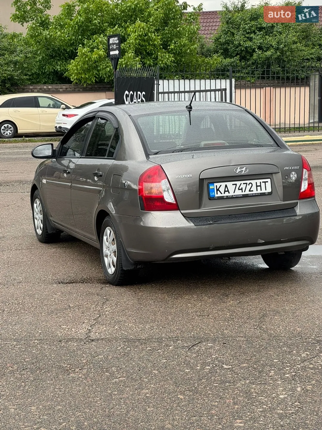 2010 Hyundai Accent - мініатюра 8
