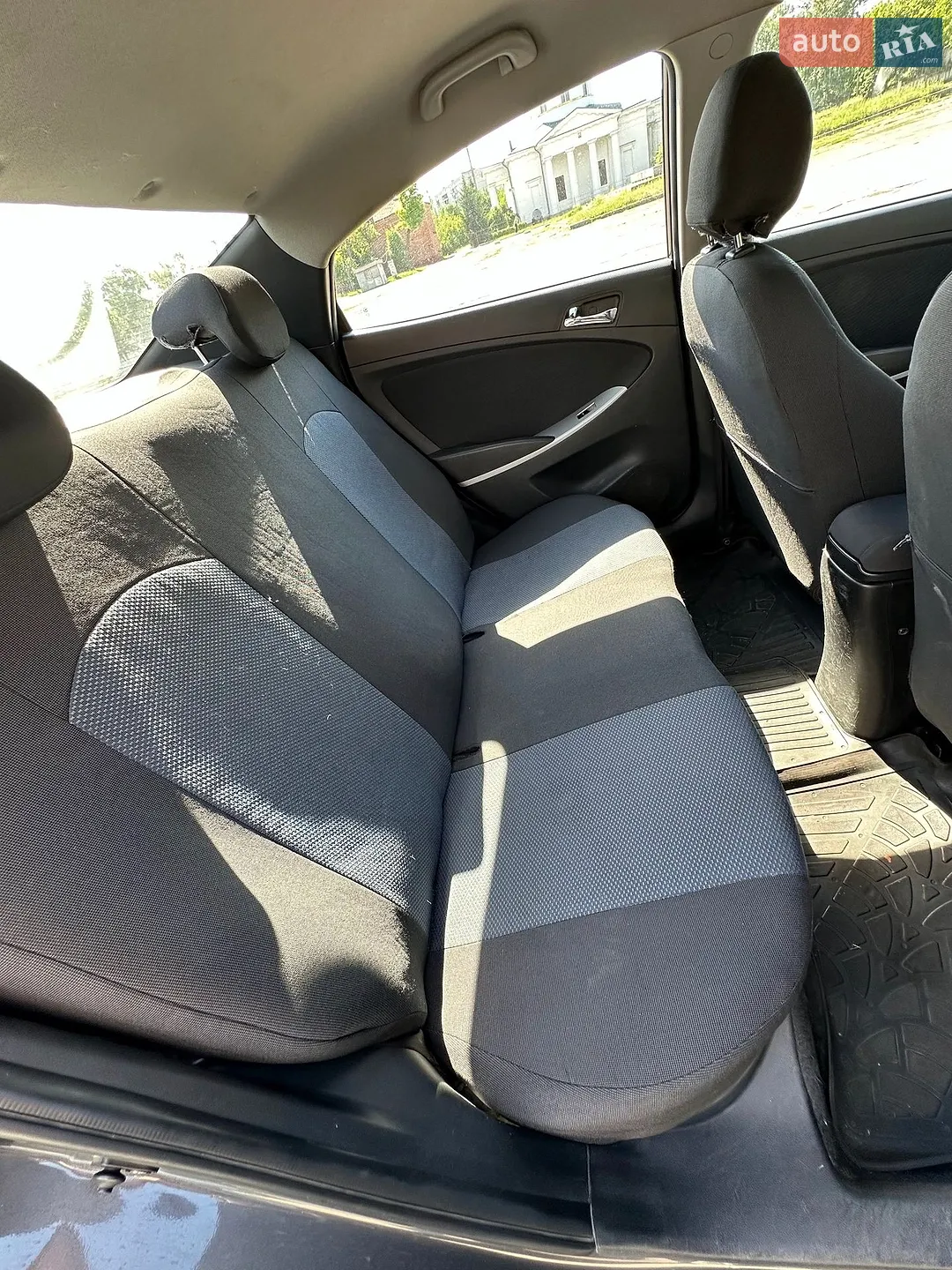 2013 Hyundai Accent - мініатюра 16