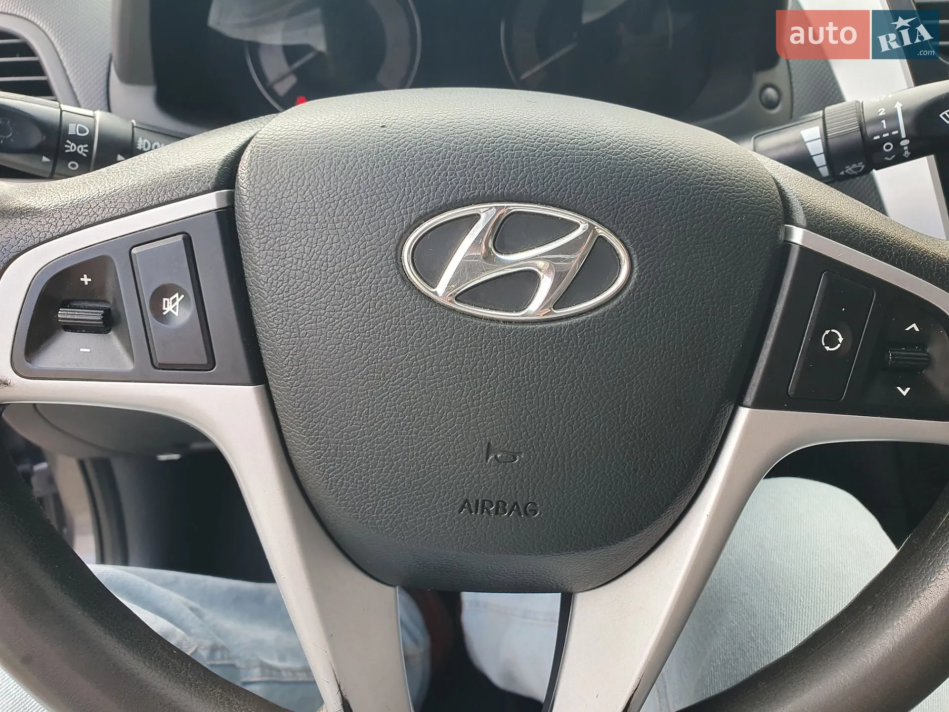 2012 Hyundai Accent - мініатюра 21