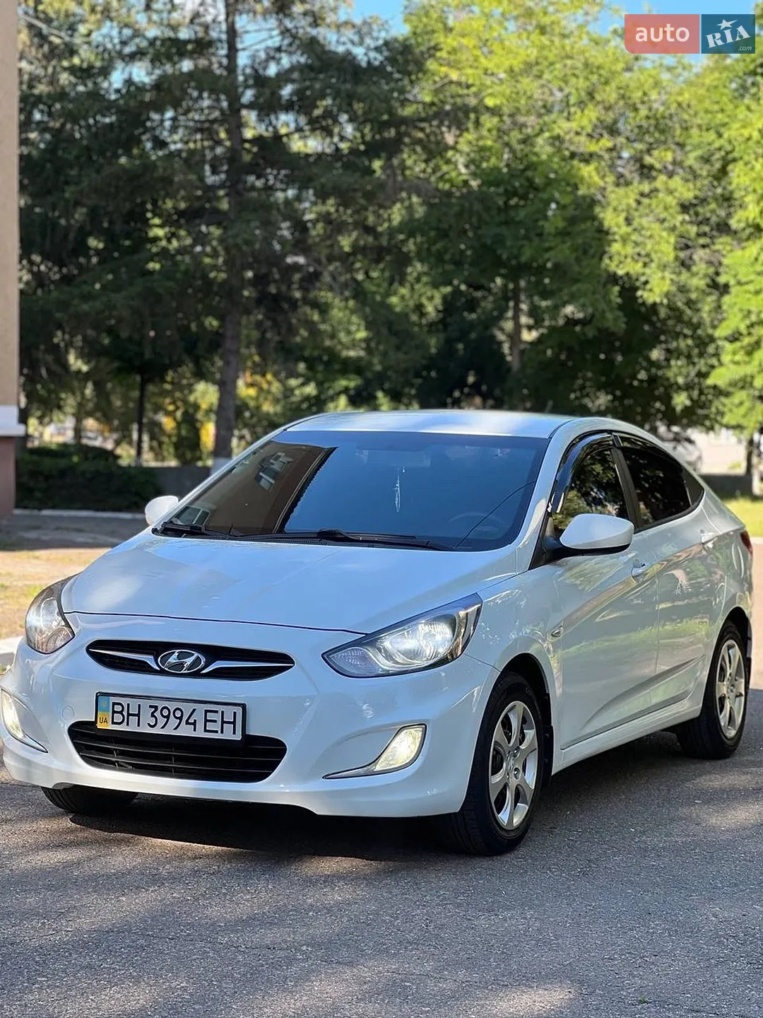 2012 Hyundai Accent - мініатюра 3