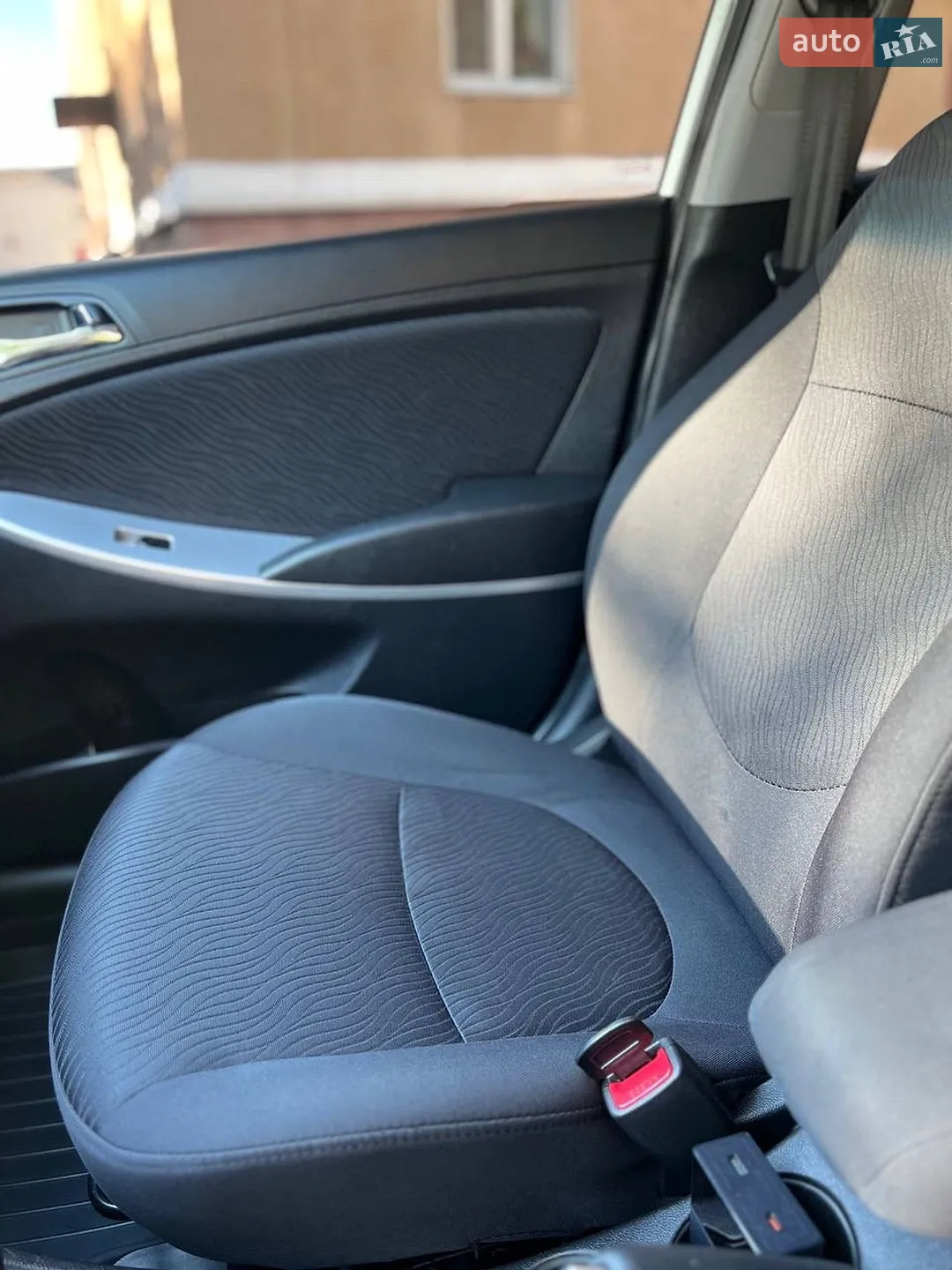 2012 Hyundai Accent - мініатюра 21