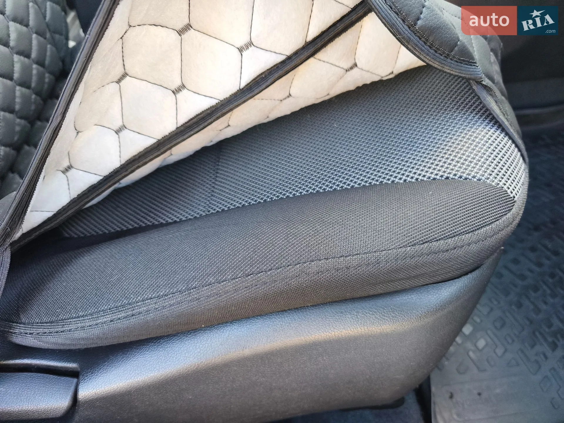 2011 Hyundai Accent - мініатюра 39