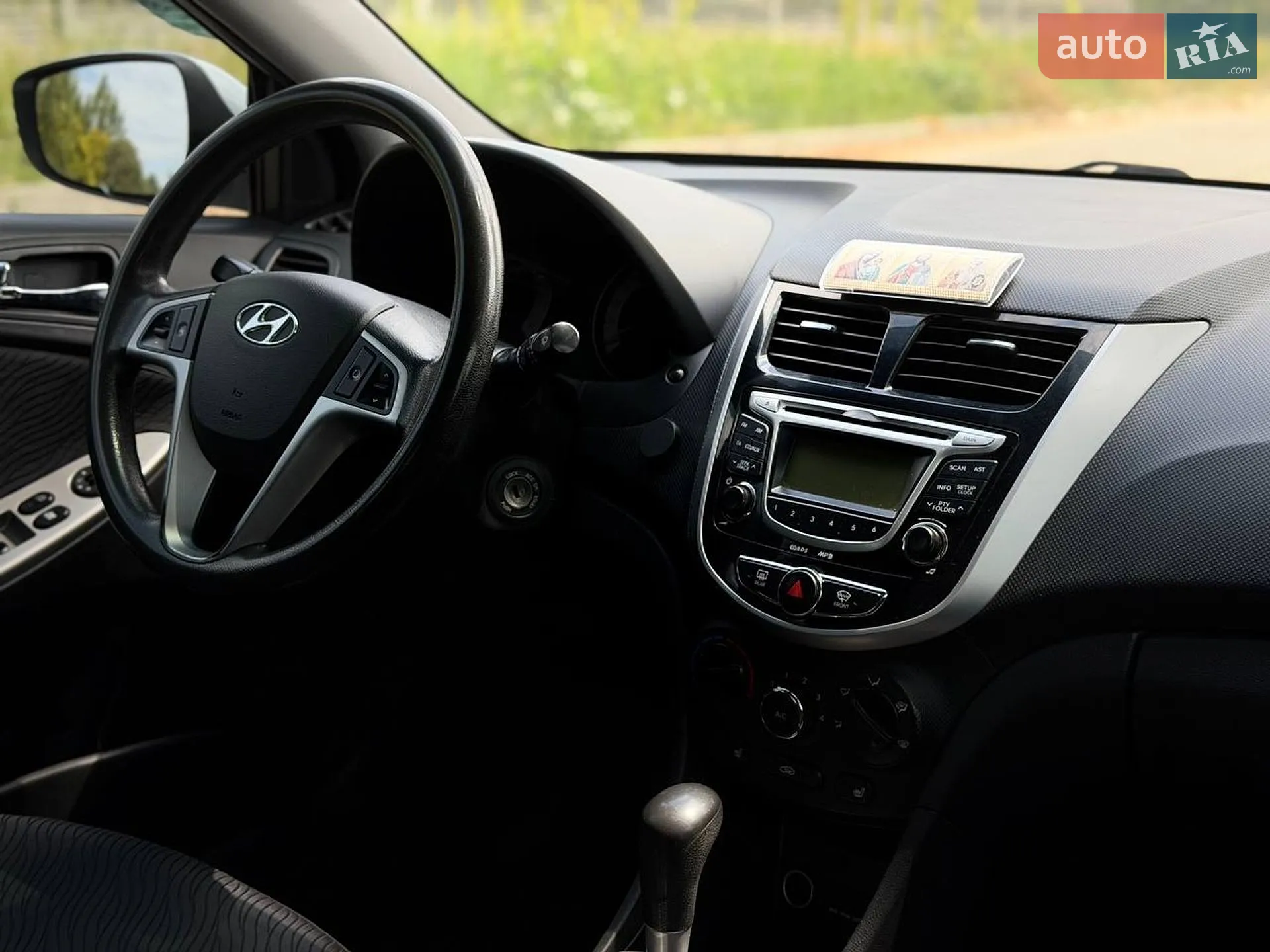 2011 Hyundai Accent - мініатюра 16