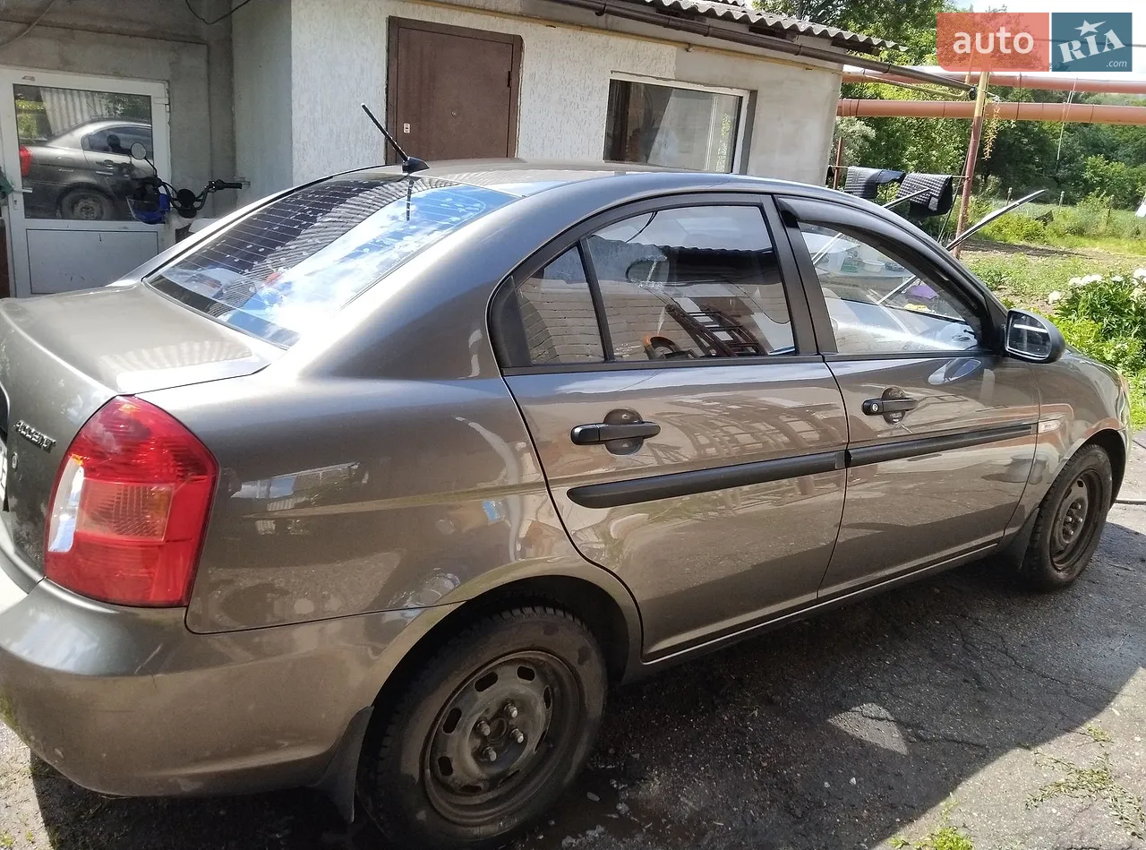 2011 Hyundai Accent - мініатюра 19
