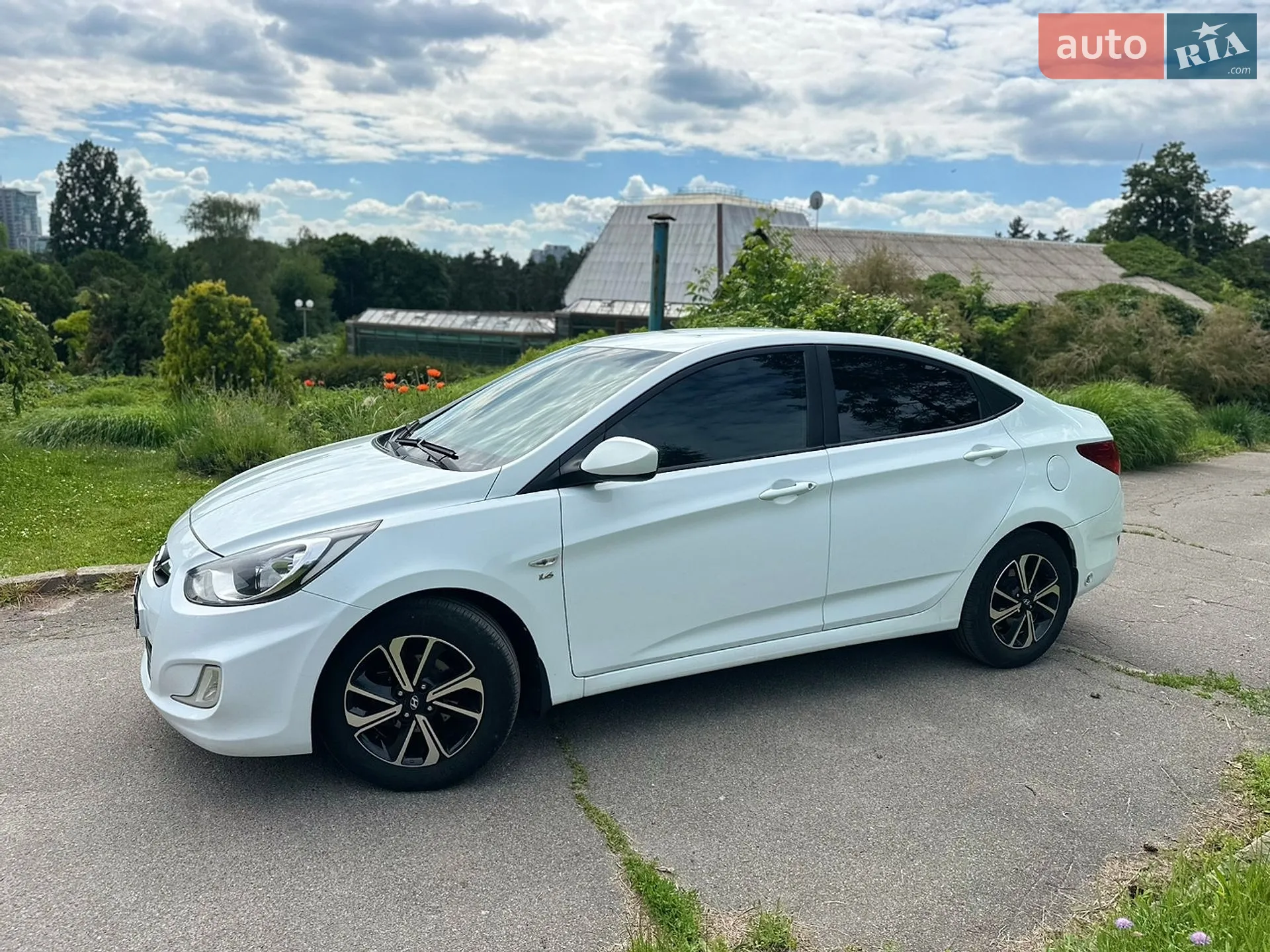 2012 Hyundai Accent - мініатюра 2