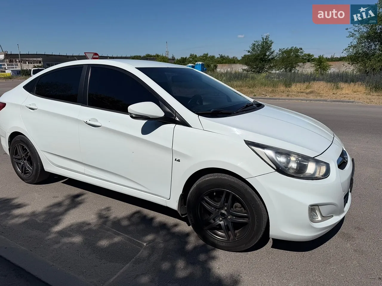 2011 Hyundai Accent - мініатюра 5