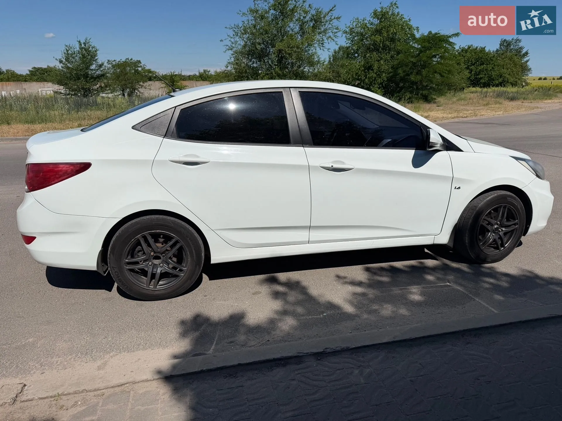2011 Hyundai Accent - мініатюра 4
