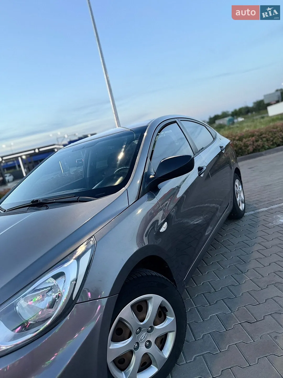 2011 Hyundai Accent - мініатюра 8