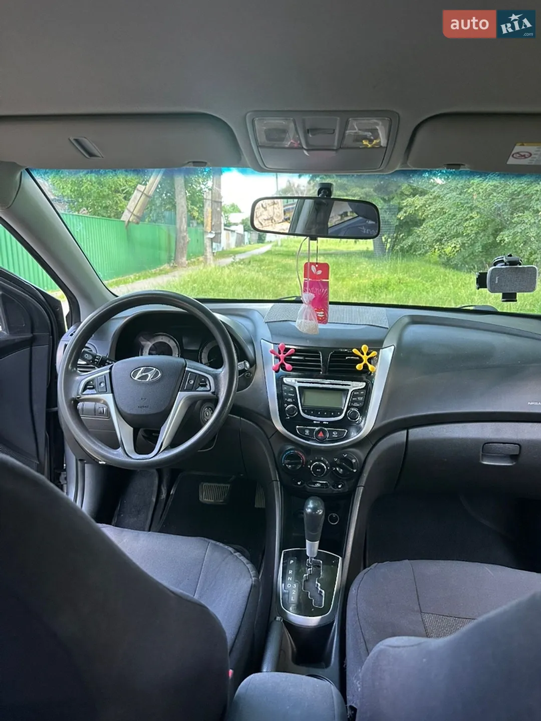 2011 Hyundai Accent - мініатюра 12