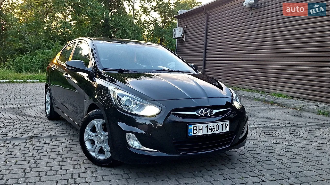2012 Hyundai Accent - мініатюра 9