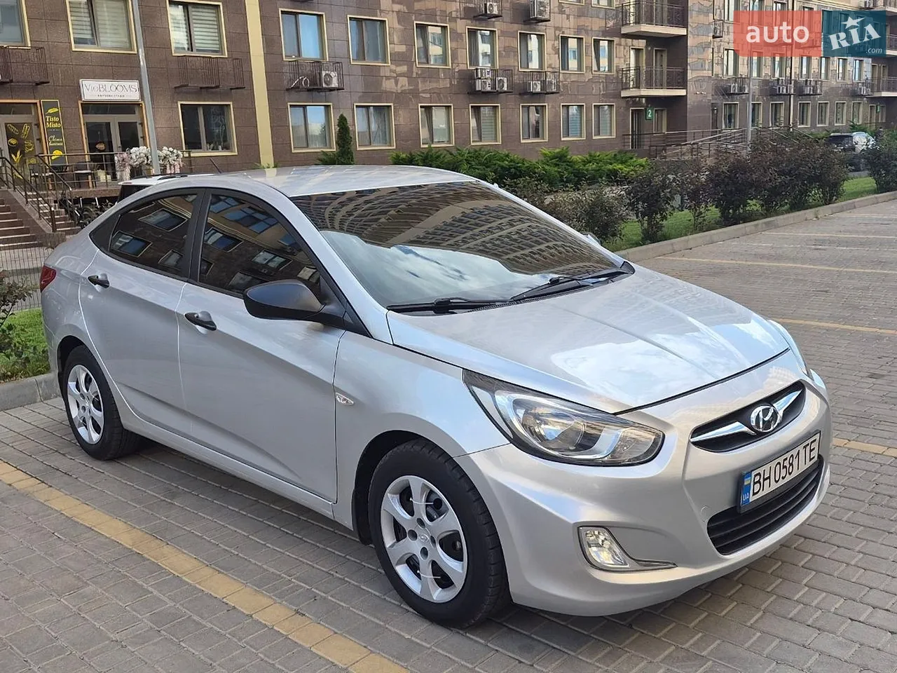 2011 Hyundai Accent - мініатюра 5