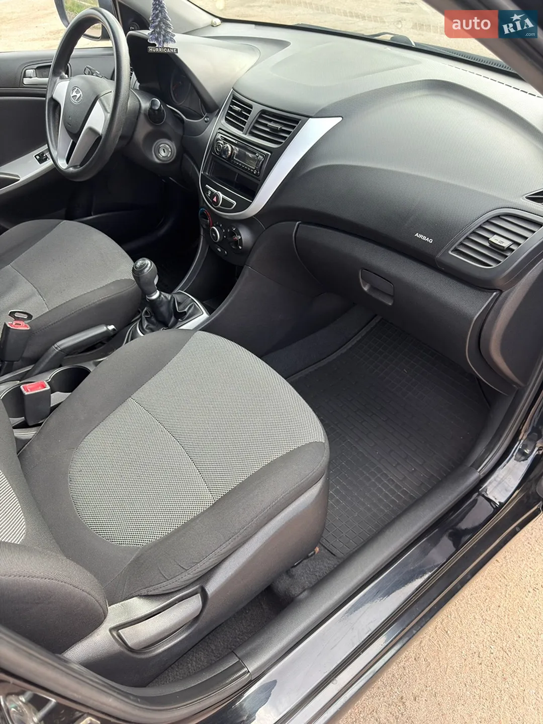 2011 Hyundai Accent - мініатюра 32