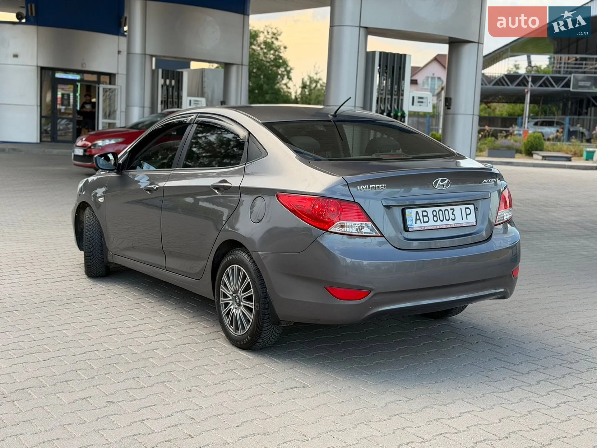 2011 Hyundai Accent - мініатюра 2