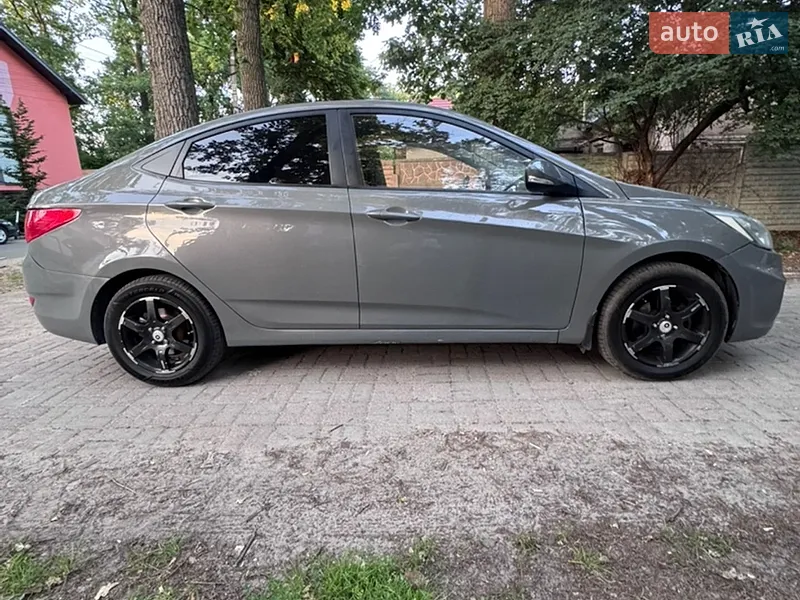 Hyundai Accent 2019 VIN KMHCT41BAKU462095 фото оголошення 4 з 45