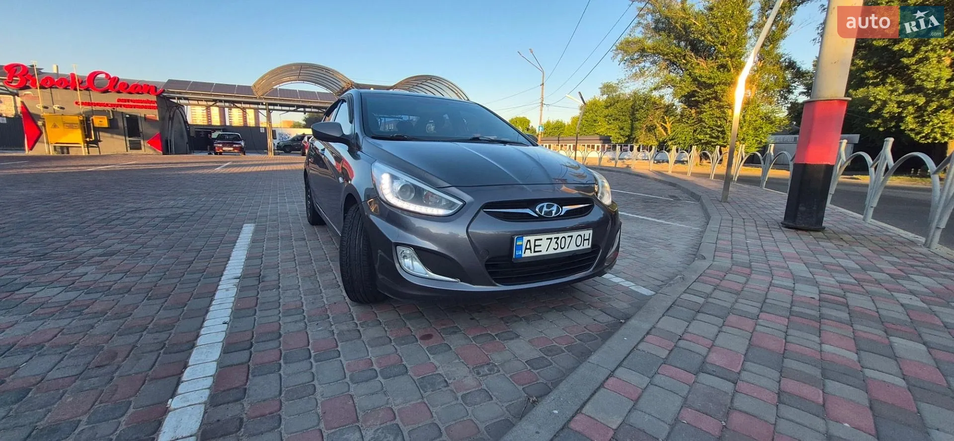 2013 Hyundai Accent - фото 1