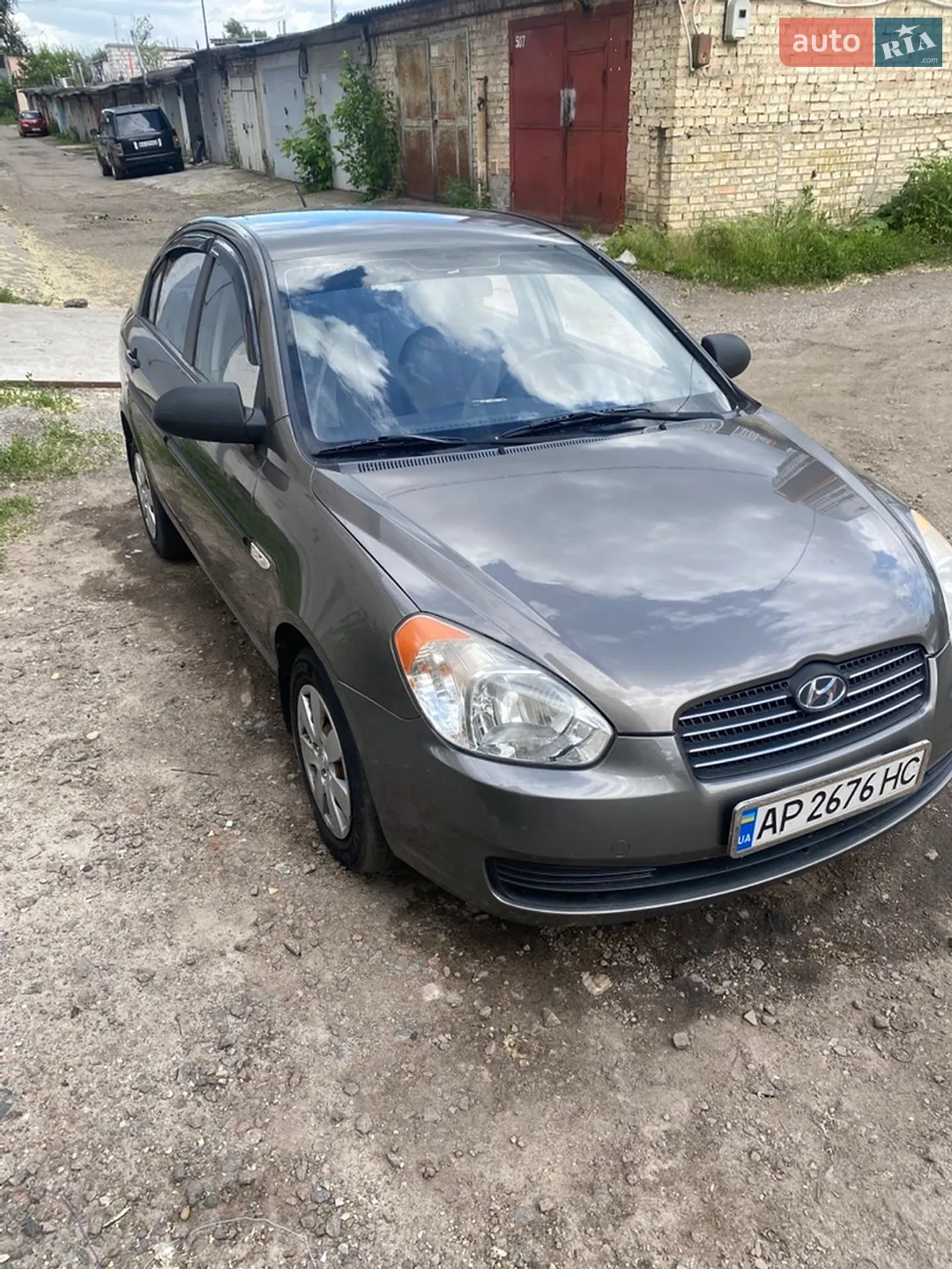 2010 Hyundai Accent - мініатюра 2