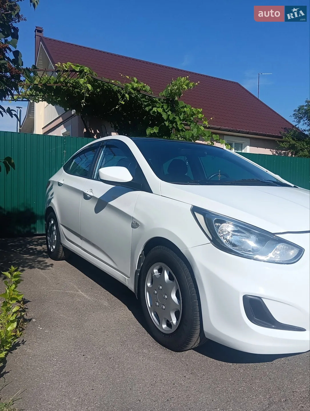 2012 Hyundai Accent - мініатюра 4