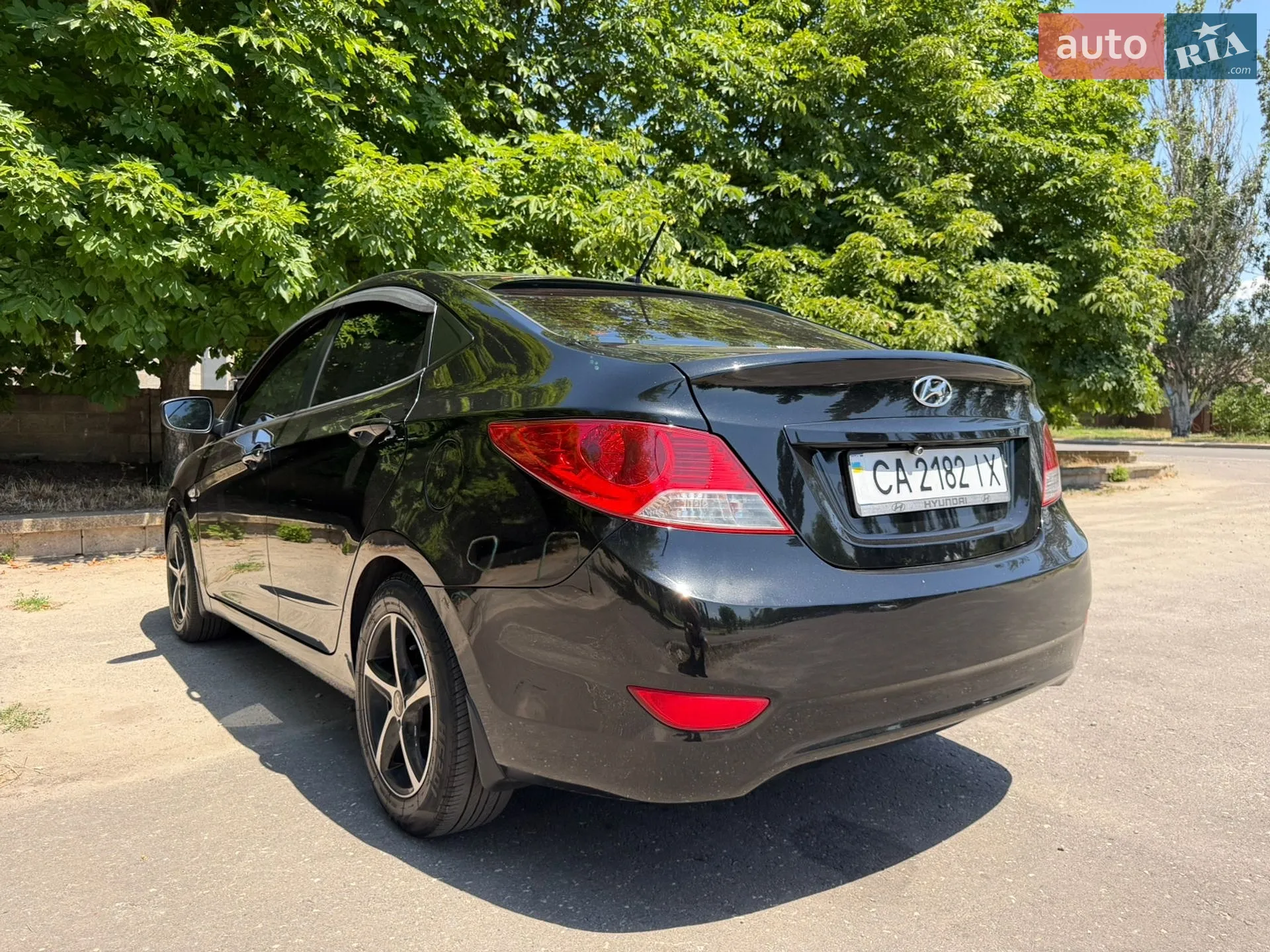 2011 Hyundai Accent - мініатюра 13