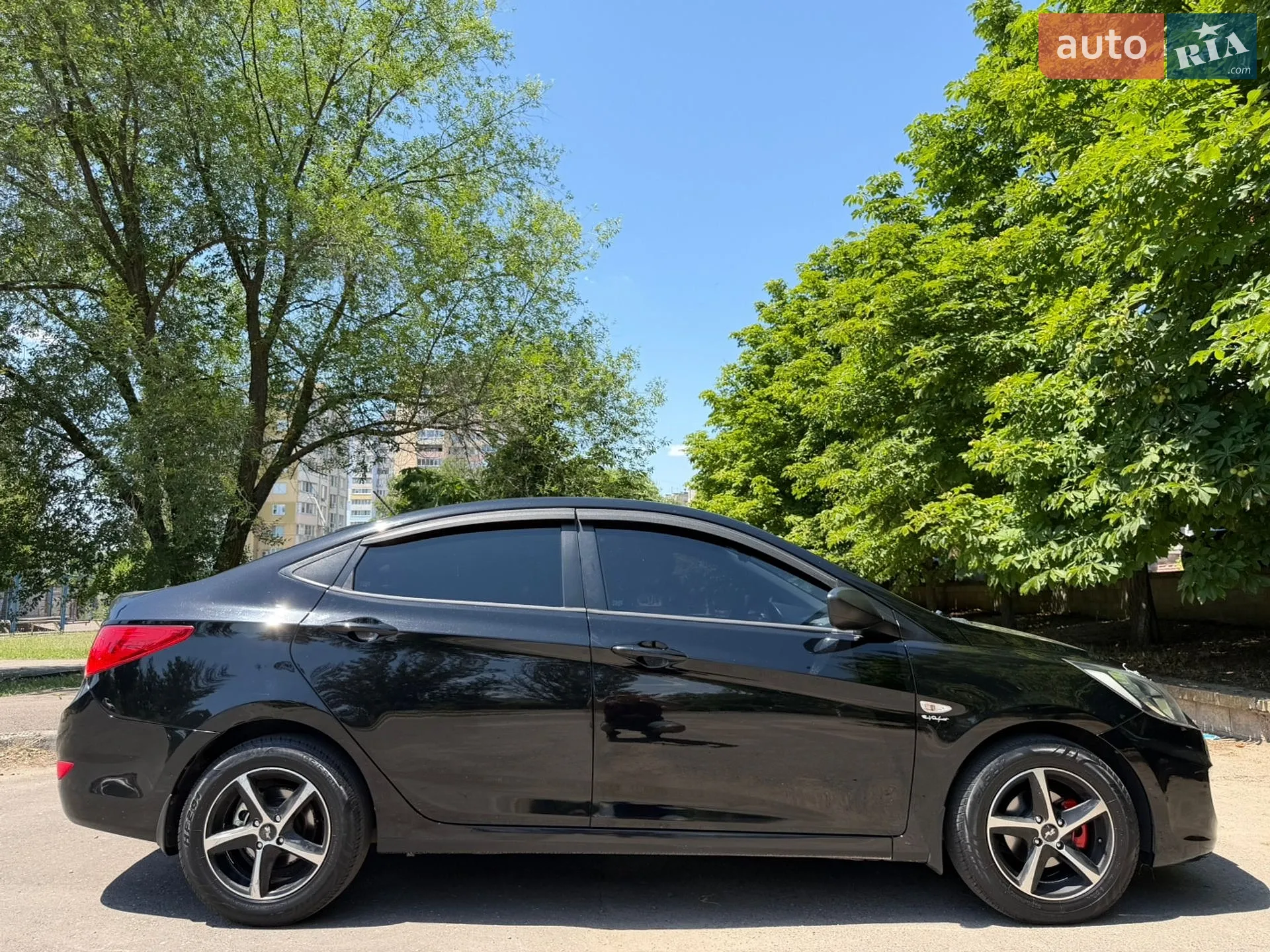 2011 Hyundai Accent - мініатюра 18