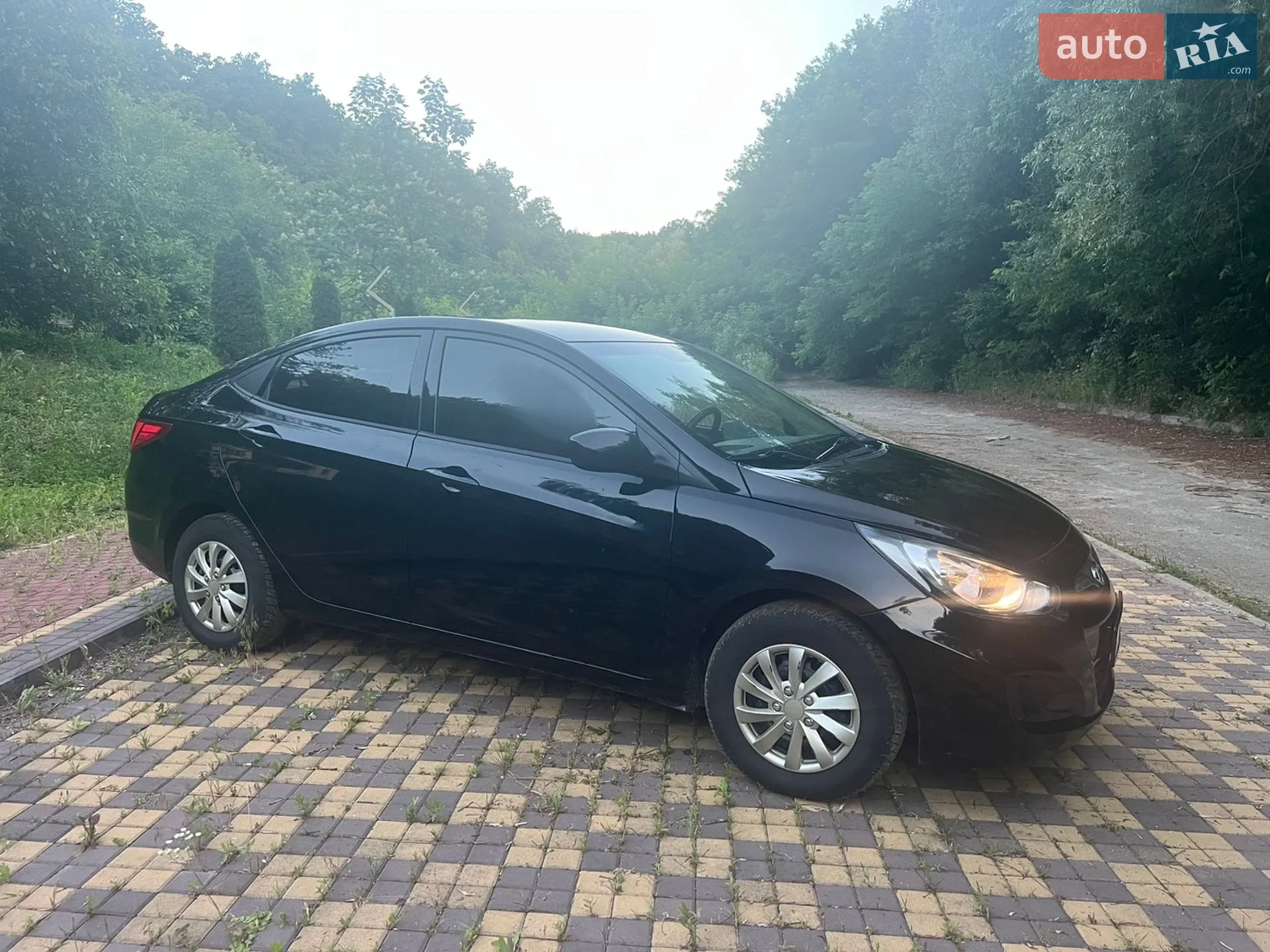 2017 Hyundai Accent - мініатюра 16