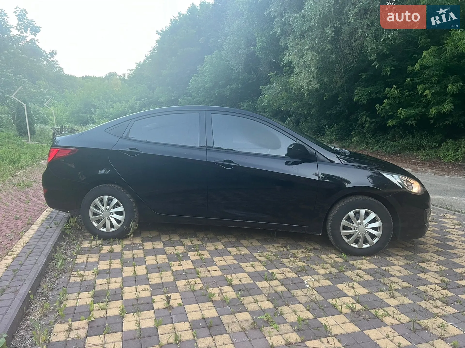 2017 Hyundai Accent - мініатюра 18
