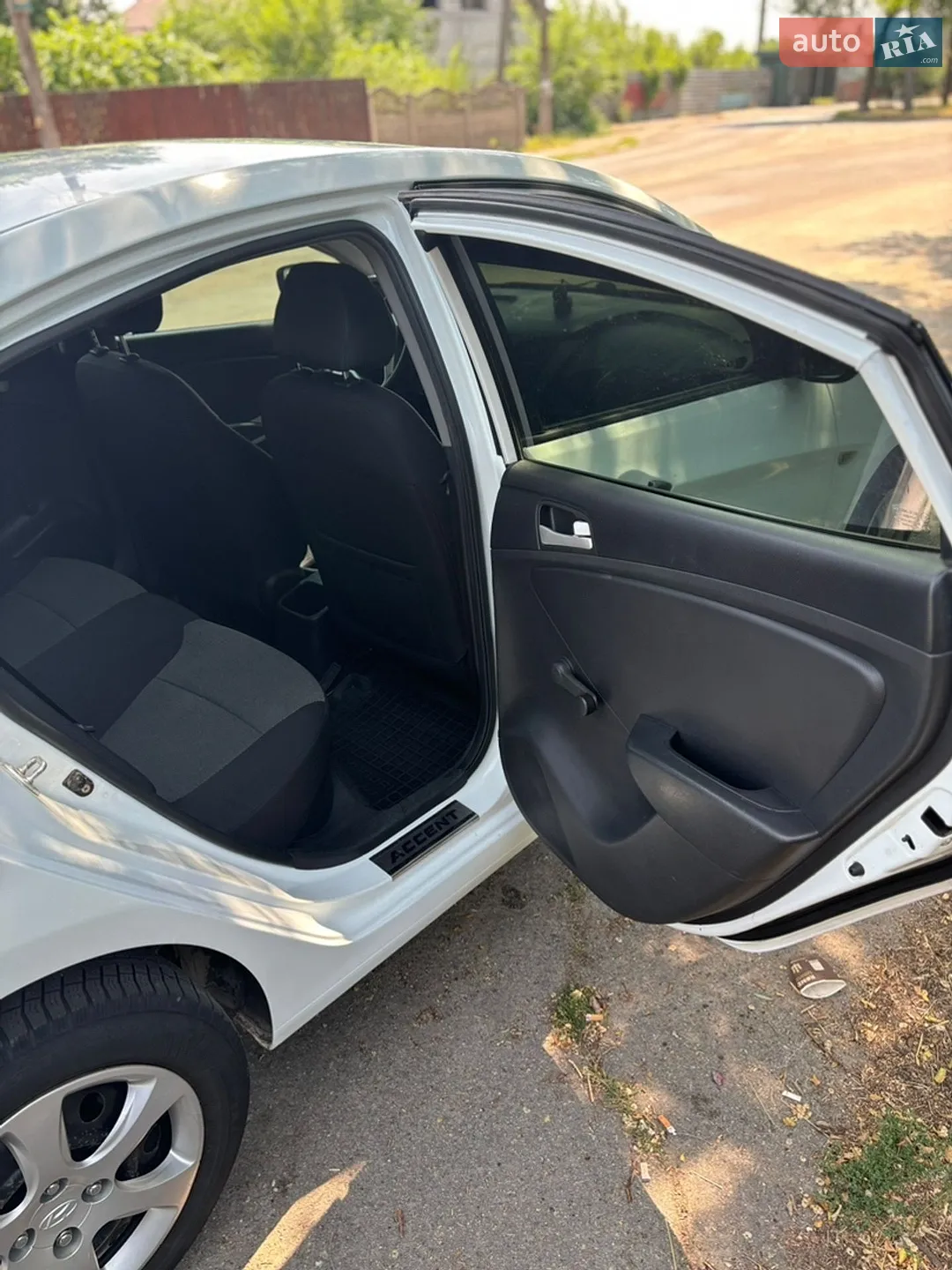 2011 Hyundai Accent - мініатюра 2
