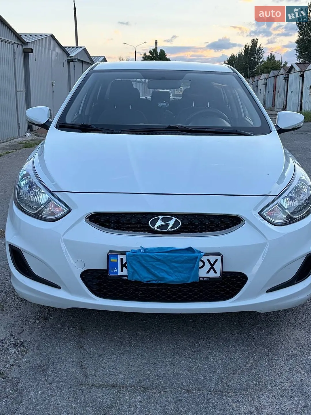 2019 Hyundai Accent - фото 1