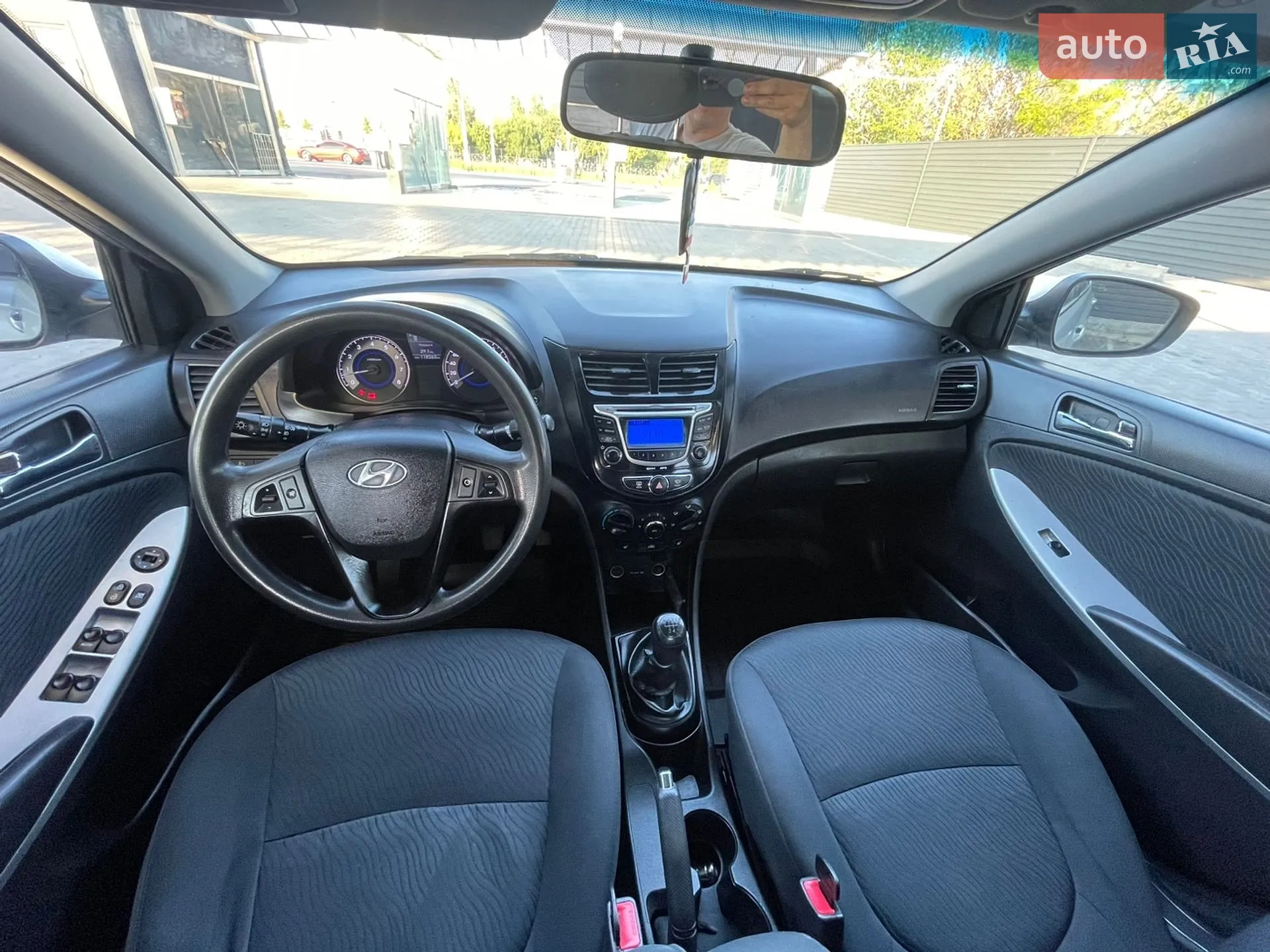 2013 Hyundai Accent - мініатюра 10