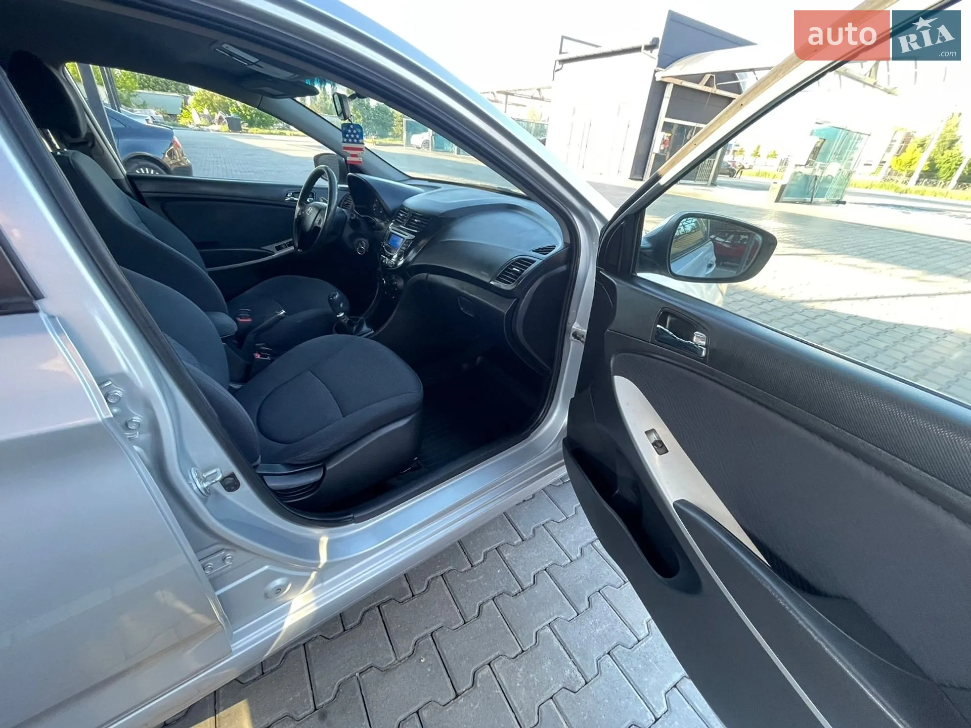 2013 Hyundai Accent - мініатюра 13