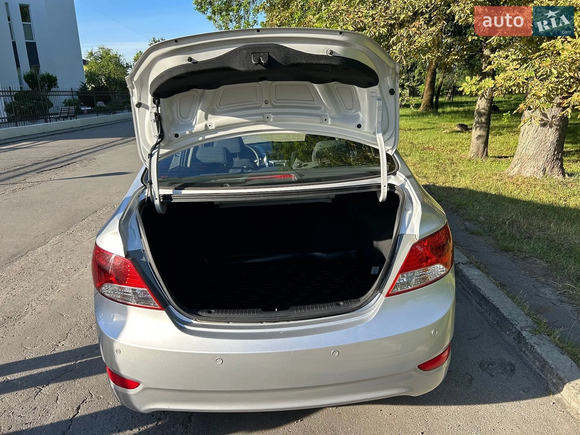2011 Hyundai Accent - мініатюра 29
