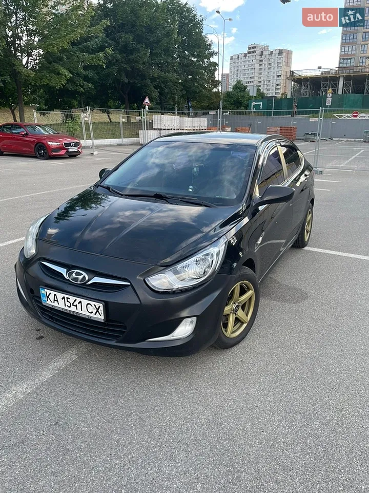 2011 Hyundai Accent - мініатюра 12